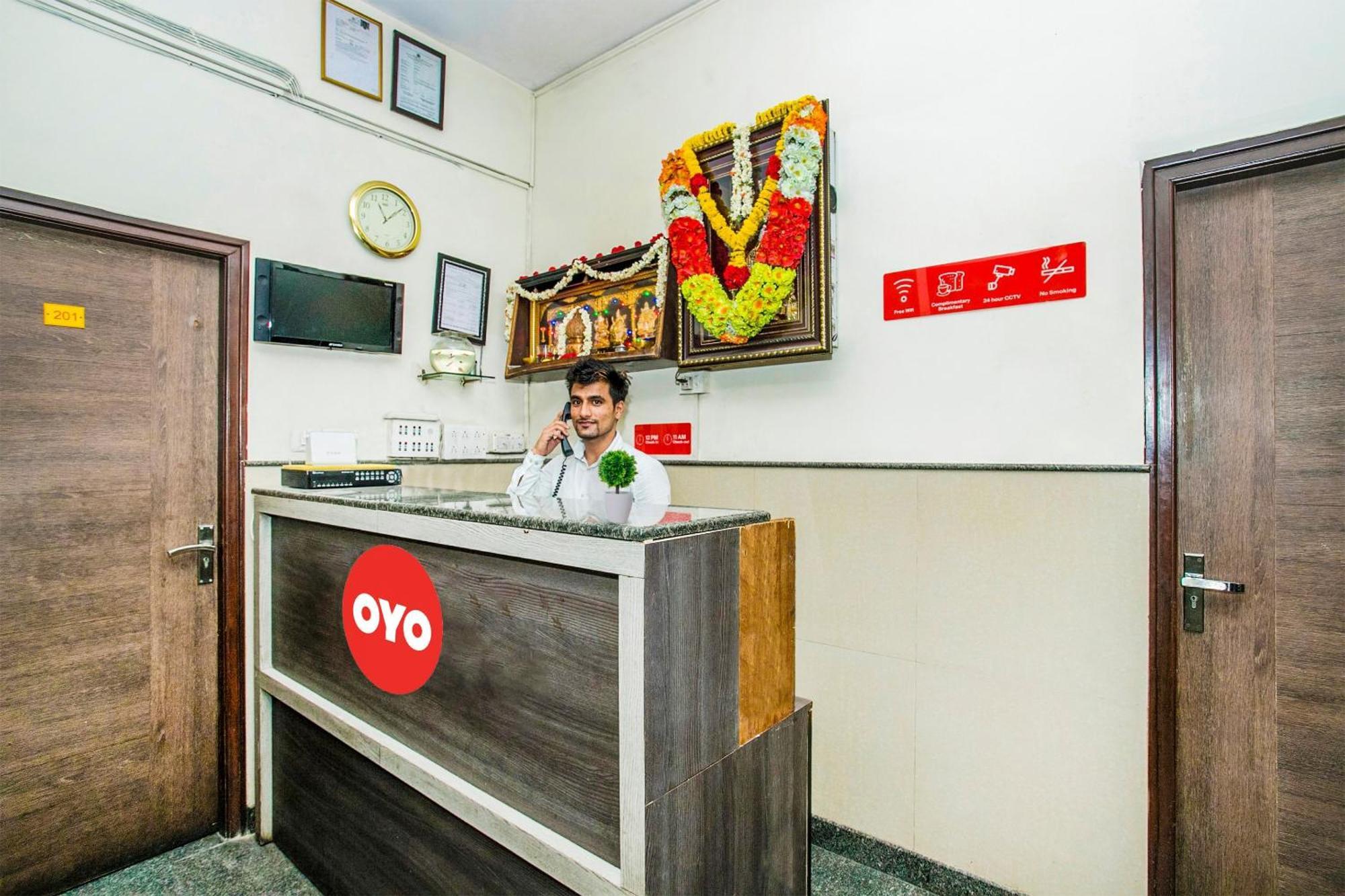 Oyo Athiti Residency Hotell Bangalore Exteriör bild